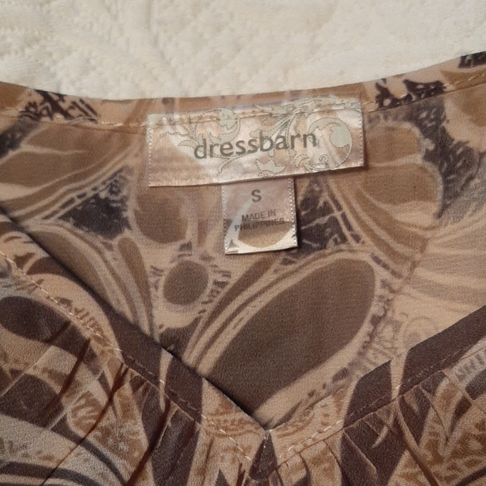 Top - Picture 2 of 3